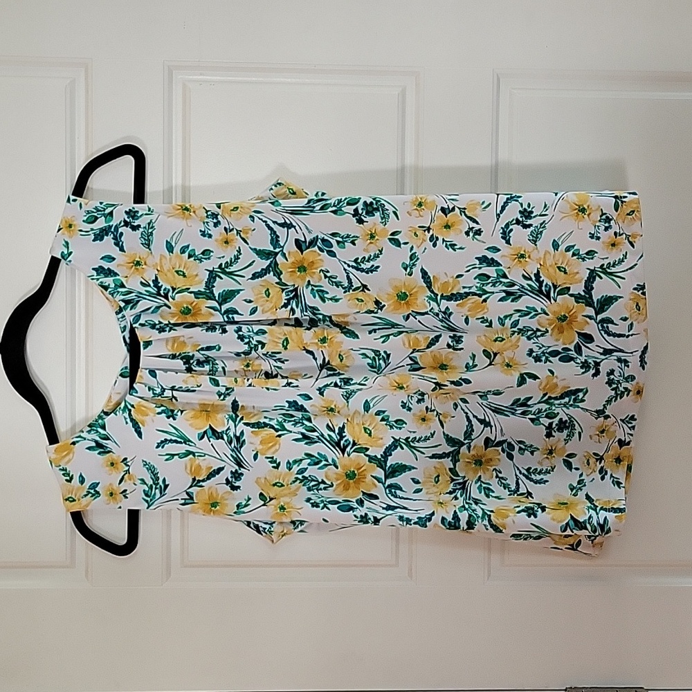 Calvin Klein XL Yellow Flower Blouse